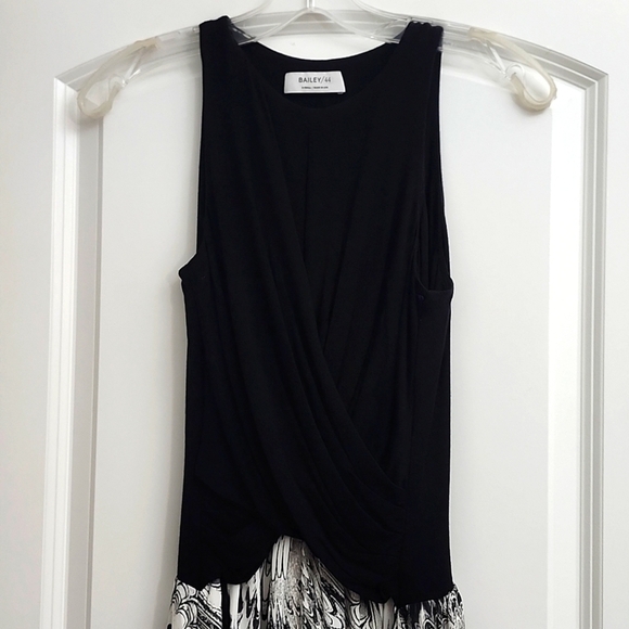 Bailey 44 NWOT XS Grumeti River Maxi Dress High Low Black White Graphic Ruched - Picture 4 of 15